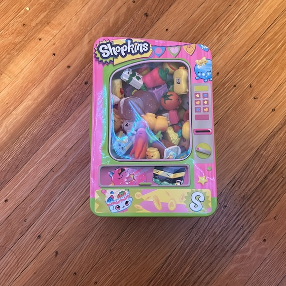 150+ shopkins bundle - Picture 3 of 6